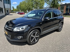 Volkswagen Tiguan - 2.0 TSI Sport&St.4M R-Line 180PK PANO LEER TRHK