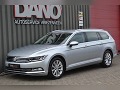 Volkswagen Passat Variant - 1.8 TSI DSG 180PK Highline LED/Camera/ACC