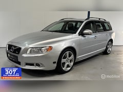 Volvo V70 - 2.5T R-Design AUTOMAAT / LEER / XENON