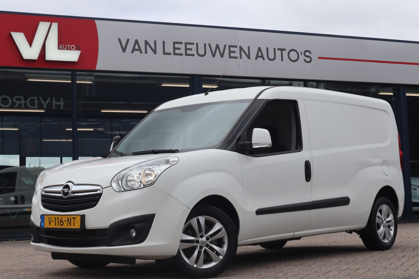 Opel Combo - 1.3 CDTi L2H1 Sport | Nieuw Binnen! | Airco | Navi | Cruise - AutoWereld.nl