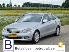 Mercedes-Benz C-klasse - 180 K Elegance /Youngtimer/Lage KM/Clima/Cruise/Hout/Telefoon/