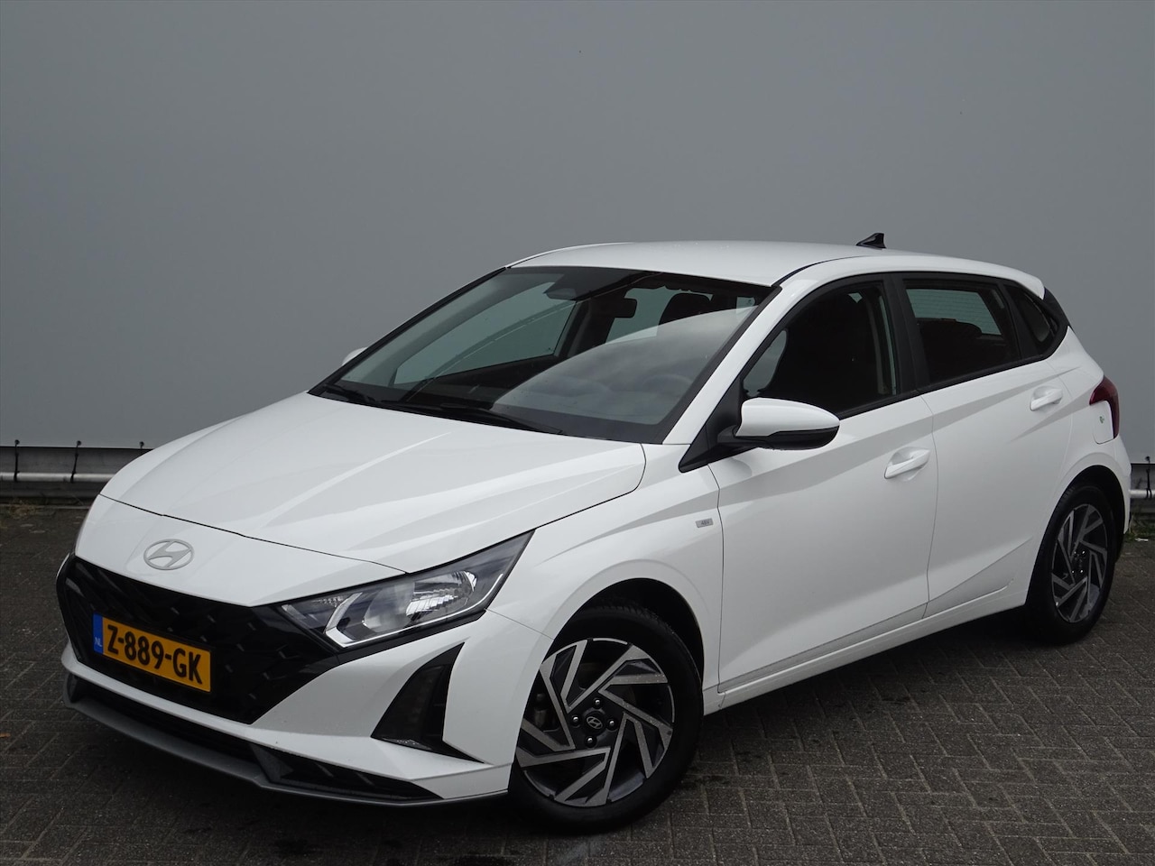Hyundai i20 - 1.0 T-GDI 48V MHEV 100pk Comfort Smart - AutoWereld.nl