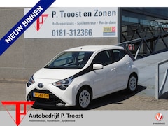 Toyota Aygo - 1.0 VVT-i x-play *Automaat*Airco/Apple carplay/Achteruitrijcamera/Toerenteller/Elektrische