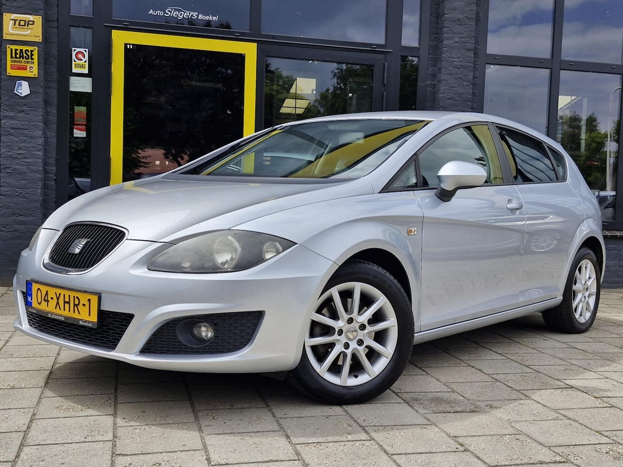 SEAT Leon - 1.4 TSI Businessline High |Sportstoelen | Leder | Telefoon | Climate Control - AutoWereld.nl