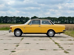 Volvo 142 - De Luxe gerestaureerd in prachtige kleurstelling