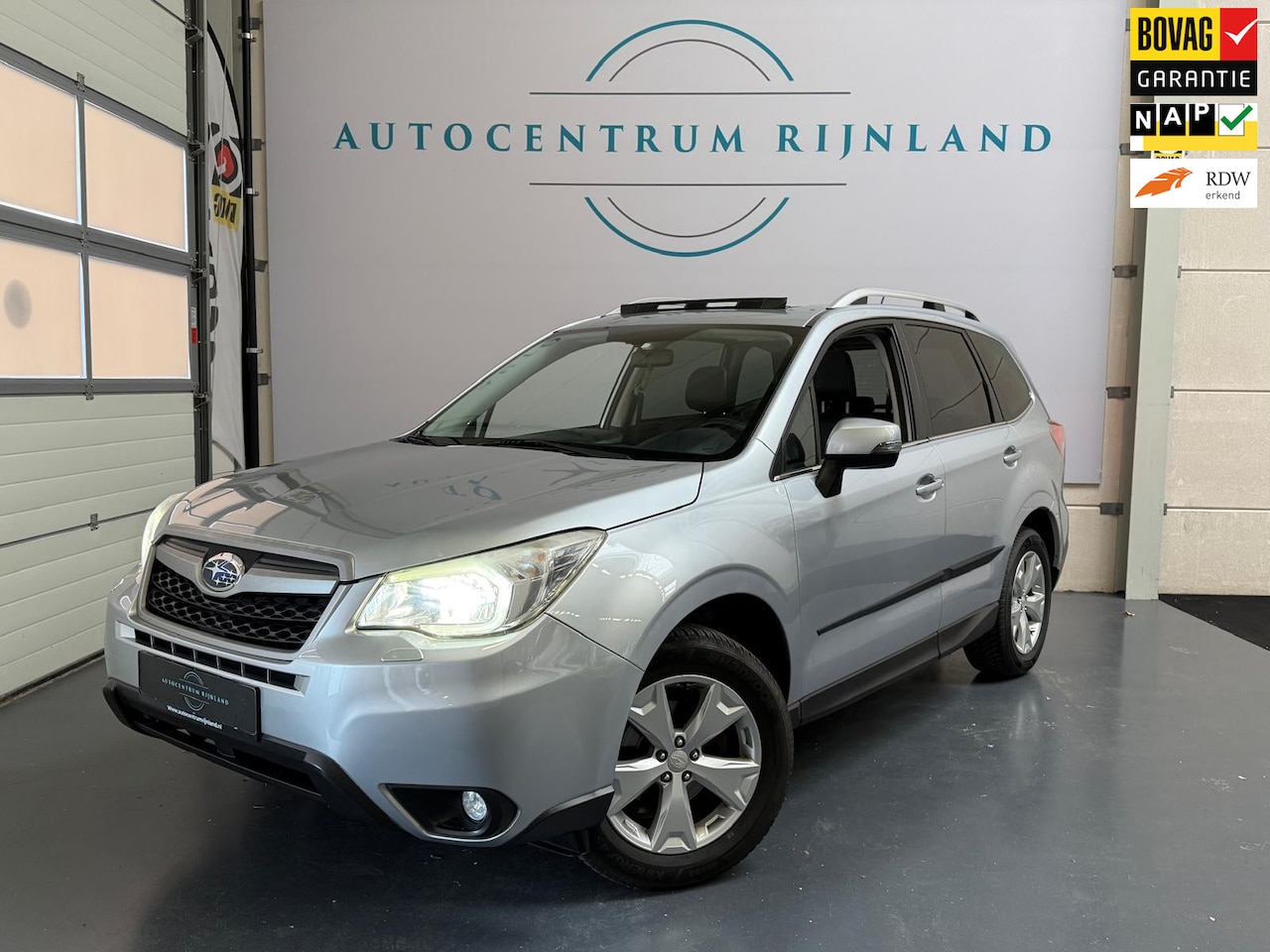 Subaru Forester - 2.0 Executive 4x4 Automaat,Navi,Camera - AutoWereld.nl