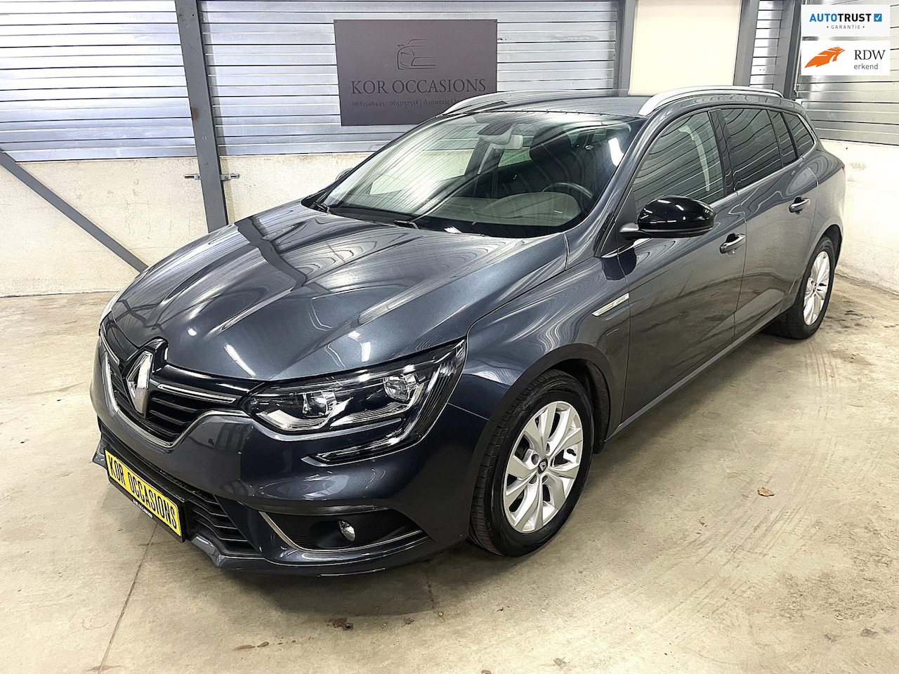 Renault Mégane Estate - 1.3 TCe Limited 2e eigenaar carplay navi - AutoWereld.nl