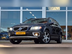 Volvo XC70 - 3.0 T6 Momentum Xenon Leer Navi Mooi Trekhaak Vol