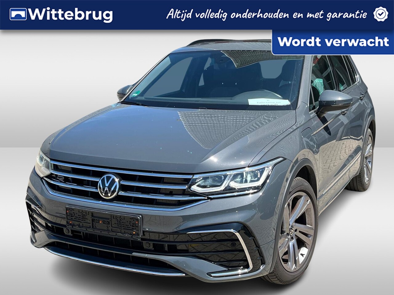 Volkswagen Tiguan - 1.4 TSI eHybrid 245pk R-Line DSG Automaat Panoramadak / Achterklep elektrisch / Navigatie - AutoWereld.nl