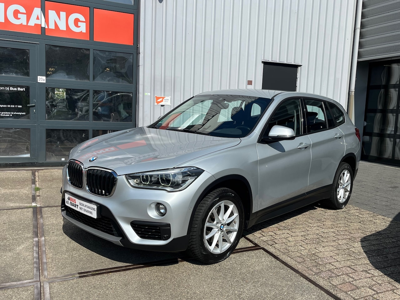 BMW X1 - SDrive18i 136PK|Pdc|Cruise Control|Bluetooth|Stoelverwarming|Trekhaak - AutoWereld.nl