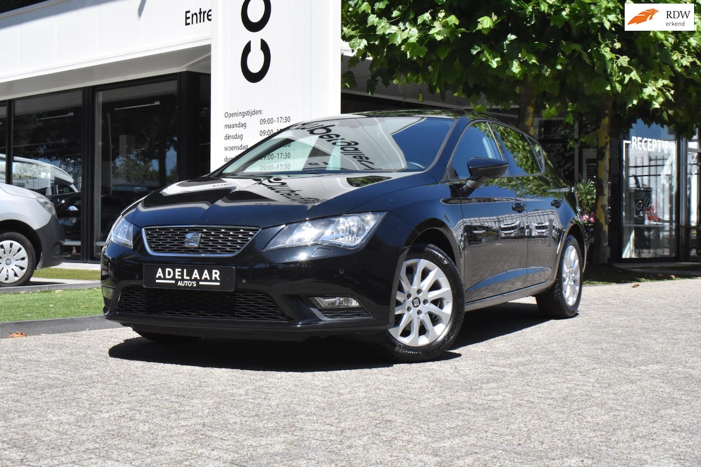SEAT Leon - 1.4 Style NAVI, CRUISE, STOELVERWARMING, PDC - AutoWereld.nl