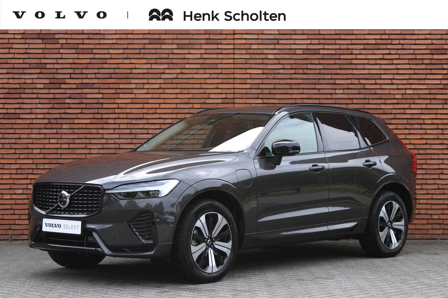 Volvo XC60 - T6 Automaat Plug-in hybrid AWD Plus Dark | Adaptieve Cruise Control| Blind Spot| Rondomzic - AutoWereld.nl