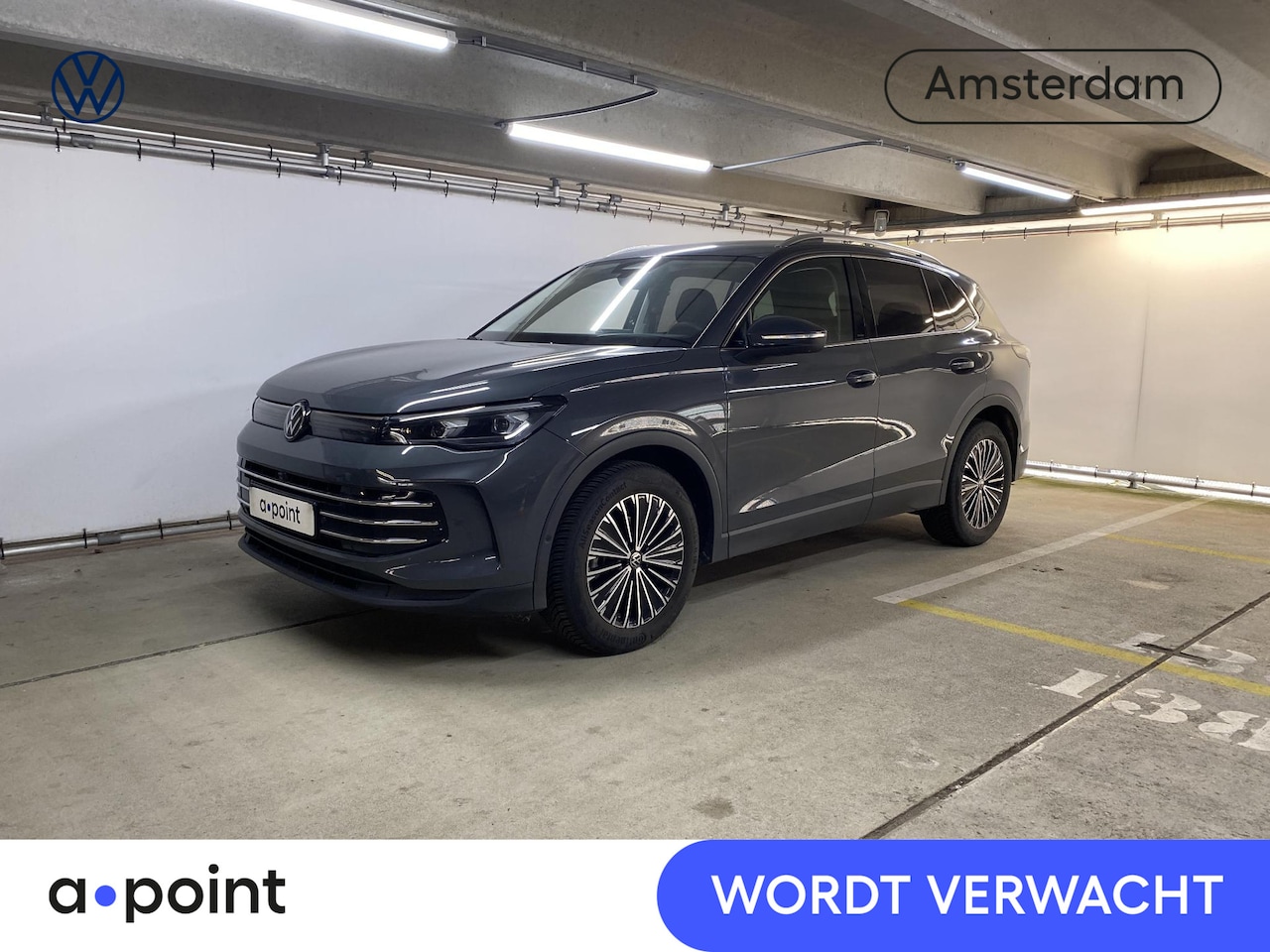 Volkswagen Tiguan - 1.5 eTSI Elegance 150 pk Automaat (DSG) | Navigatie | Elektr. trekhaak | Parkeersensoren ( - AutoWereld.nl