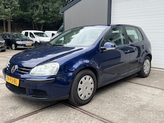 Volkswagen Golf - 1.6 FSI Trendline | Airco | Cruise | NW APK | Cruise