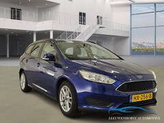Ford Focus Wagon - 1.0 Trend Edition, navi, PDC, Bluetooth, cruise, verw. voorruit, trekh., 1e eig, NL-dealer