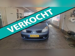 Renault Grand Scénic - 2.0-16V Expression Comfort 7 Pers. Nieuwe Dist .snaar