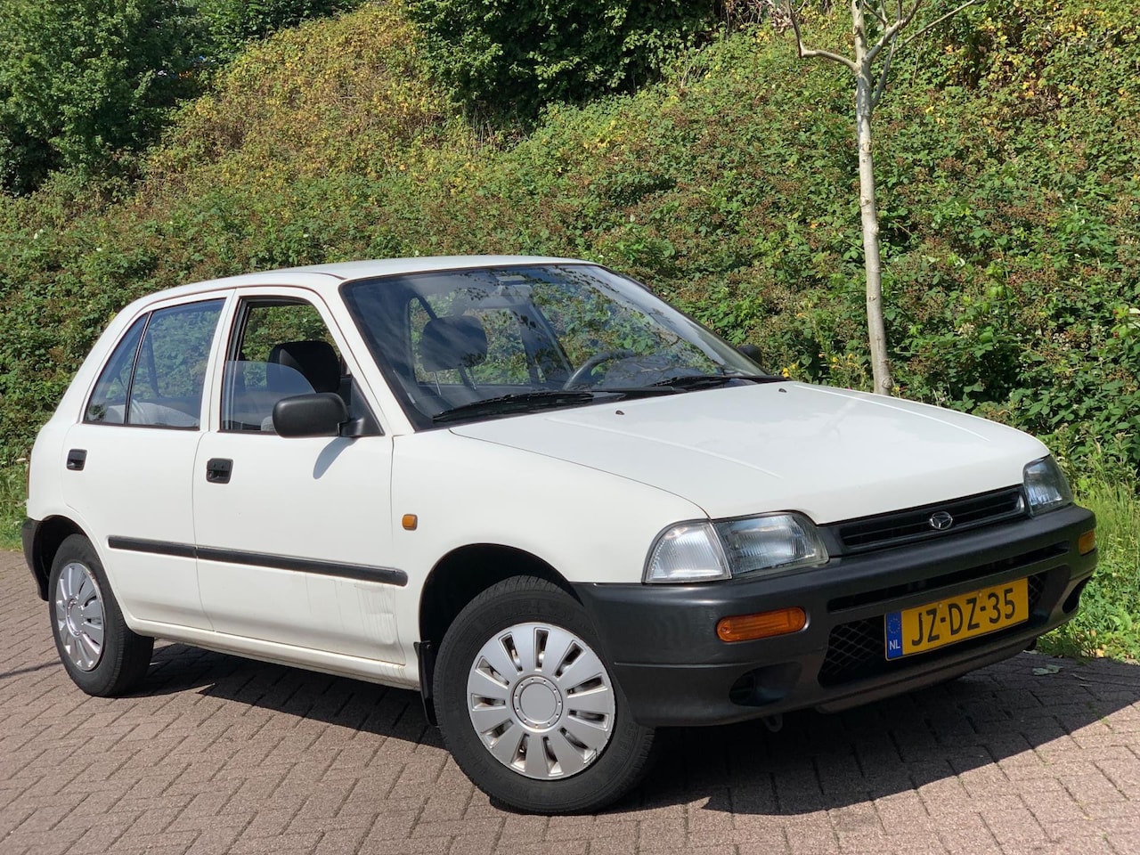 Daihatsu Charade - 1.3i CX AUTOMAAT 87.364 KM ! 5 DEURS ! UNIEK ! STARLET ! - AutoWereld.nl