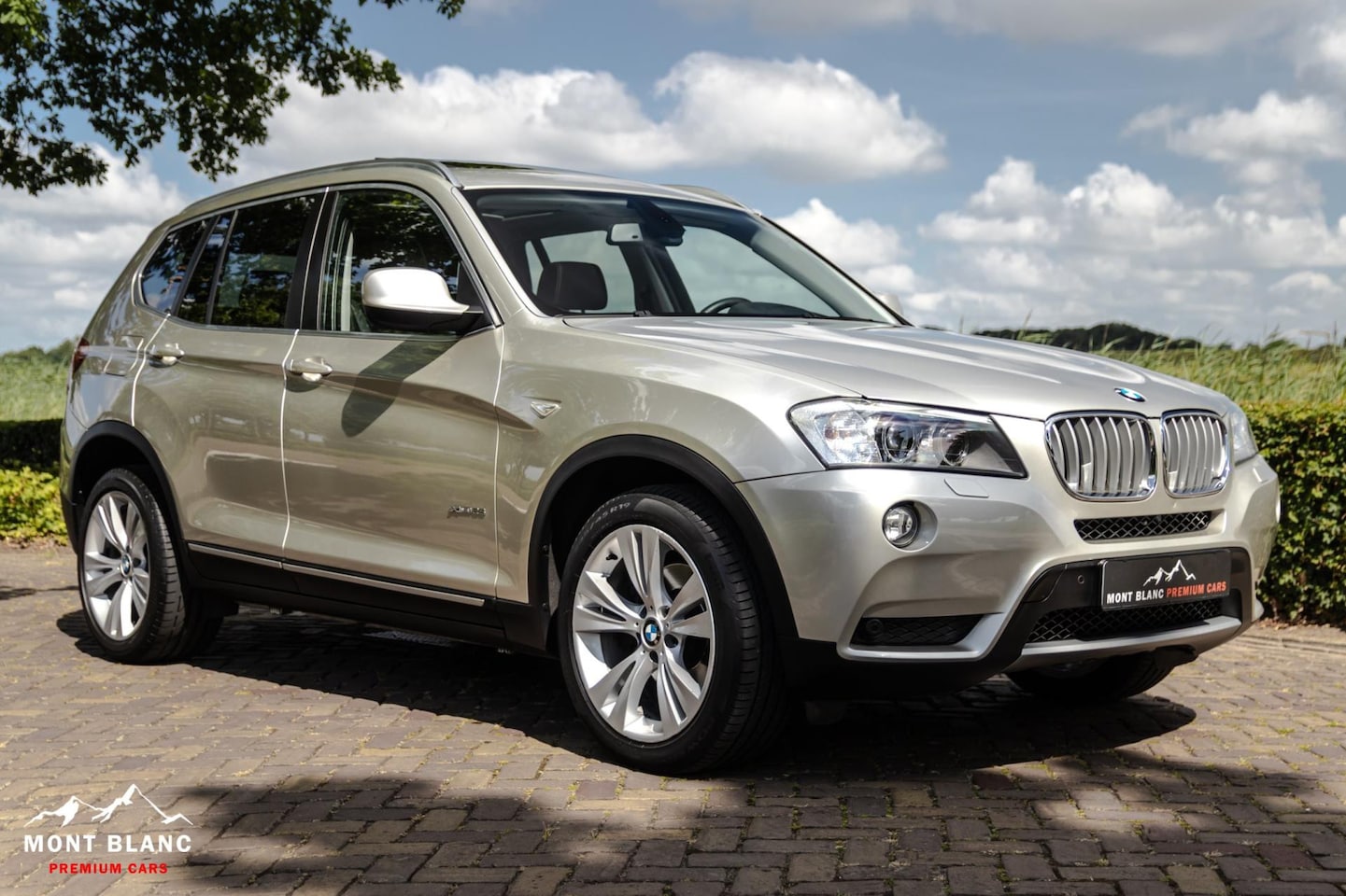 BMW X3 - XDrive28i Executive|Pano.|Sport stoelen|Cruise control - AutoWereld.nl