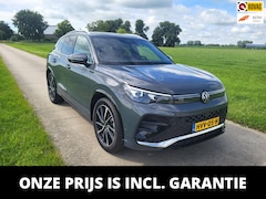 Volkswagen Tiguan - 1.5 eTSI R-Line Edition 4.841 km