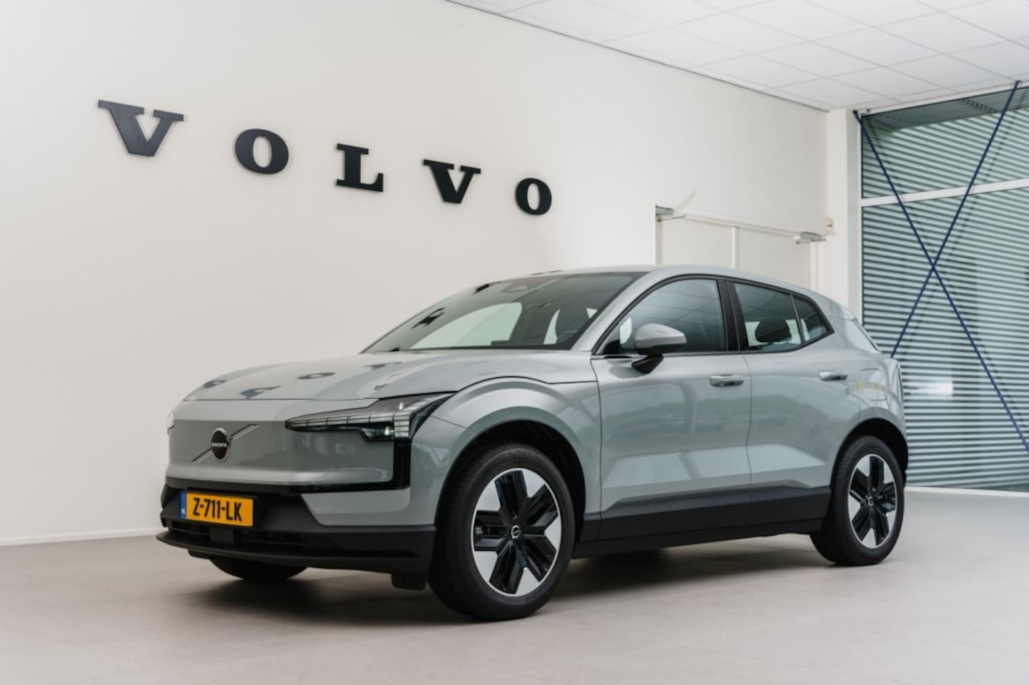 Volvo EX30 - EX30 Core, Single Engine, Vapour Grey - AutoWereld.nl