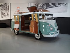 Volkswagen T1 - SO33 Westfalia Camper Concourse Restored (1964)