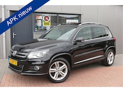 Volkswagen Tiguan - 2.0 TSI 132kw 180pk Sport&Style 4motion R-line Edition, Xenon , Trekhaak , Panorama-dak ,