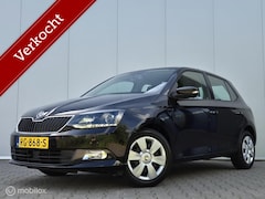 Skoda Fabia - 1.0 TSI AMBITION/AIRCO/CARPLAY/NAVI/PDC/LED/FRONT ASSIST/BLUETOOTH