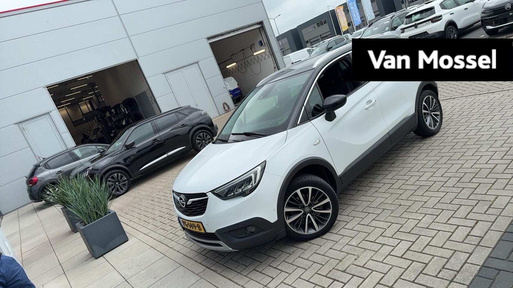 Opel Crossland X - 1.2 Turbo Innovation 1.2 Turbo Innovation - AutoWereld.nl
