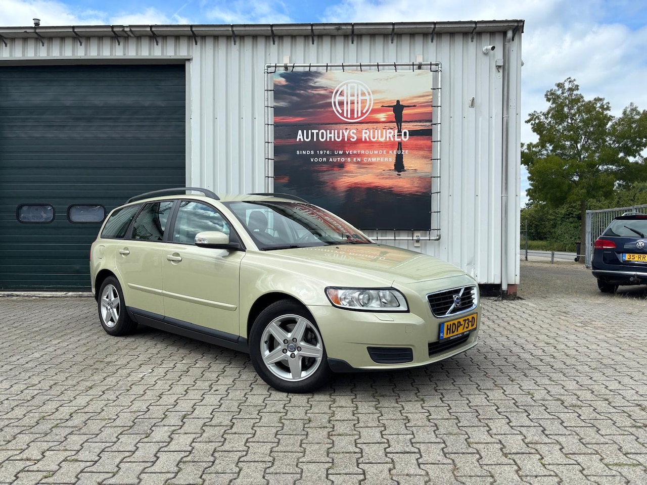 Volvo V50 - 2.4 AUTOMAAT Dealeronderhouden nap apk Garantie Airco - AutoWereld.nl