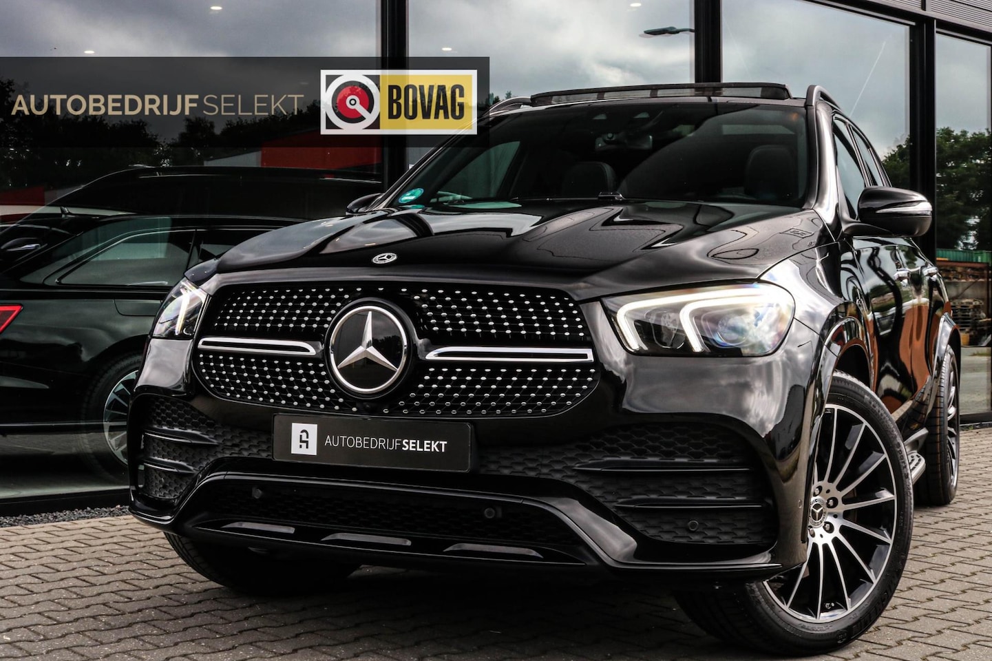 Mercedes-Benz GLE-Klasse - 350 e 4MATIC AMG - BURMESTER - PANO - TREKHAAK - AutoWereld.nl