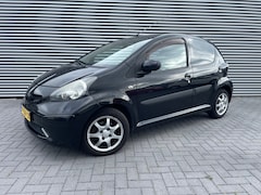 Toyota Aygo - 1.0-12V Sport bouwjaar 2008 met nw apk