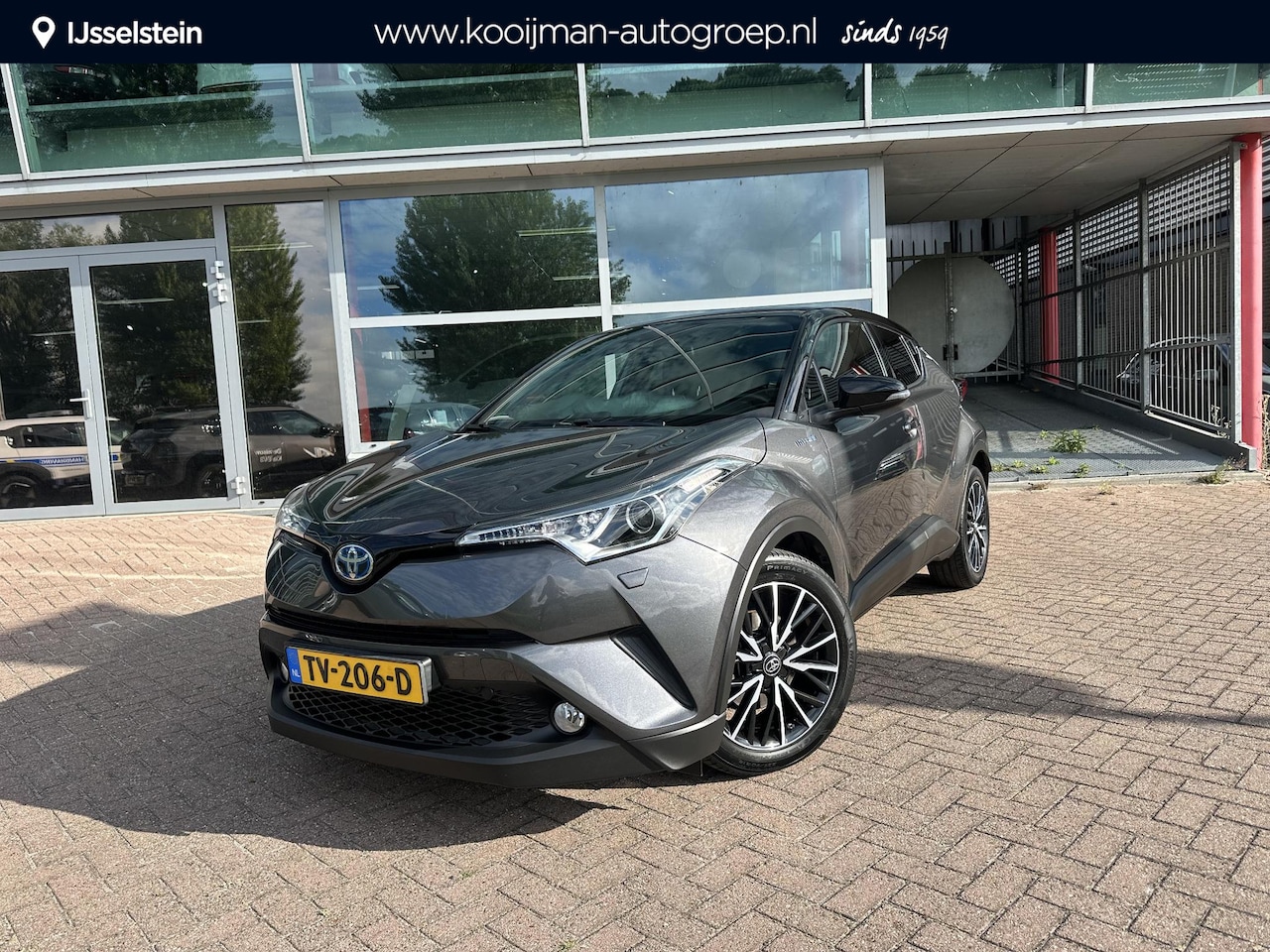 Toyota C-HR - 1.8 Hybrid Bi-Tone Dealeronderhouden, Nette auto - AutoWereld.nl