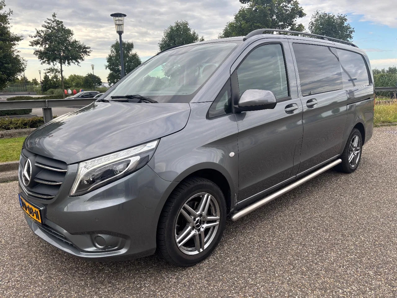 Mercedes-Benz Vito - 114CDI L2H1 Dubbelcabine Automaat Airco Navi Cruisecontrol Trekhaak - AutoWereld.nl