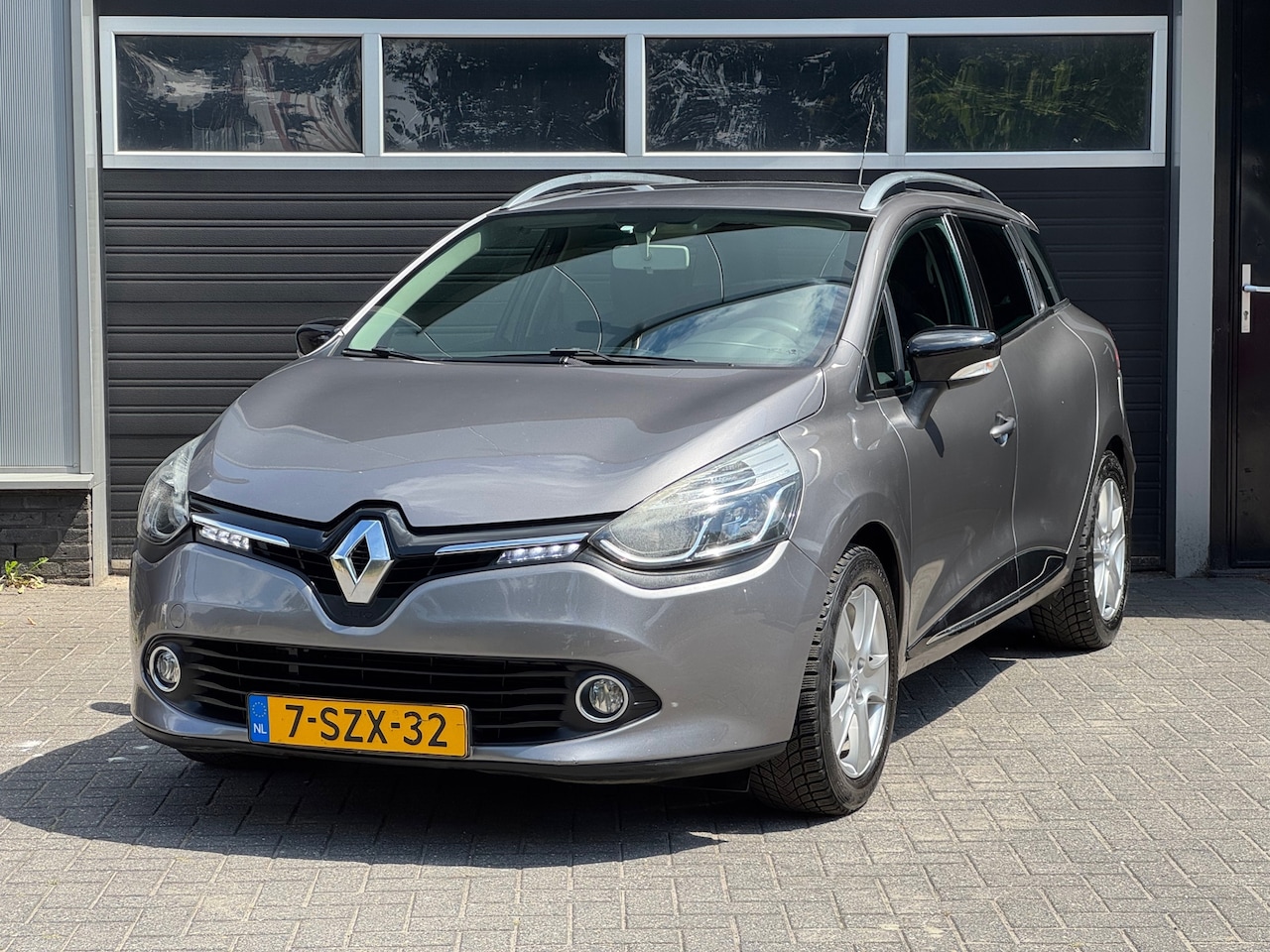 Renault Clio Estate - 0.9 TCe Dynamique Navi, Cruise, NAP, apk - AutoWereld.nl