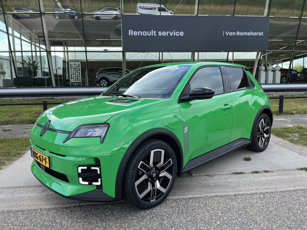 Renault 5 - comfort range techno 52 kWh - AutoWereld.nl