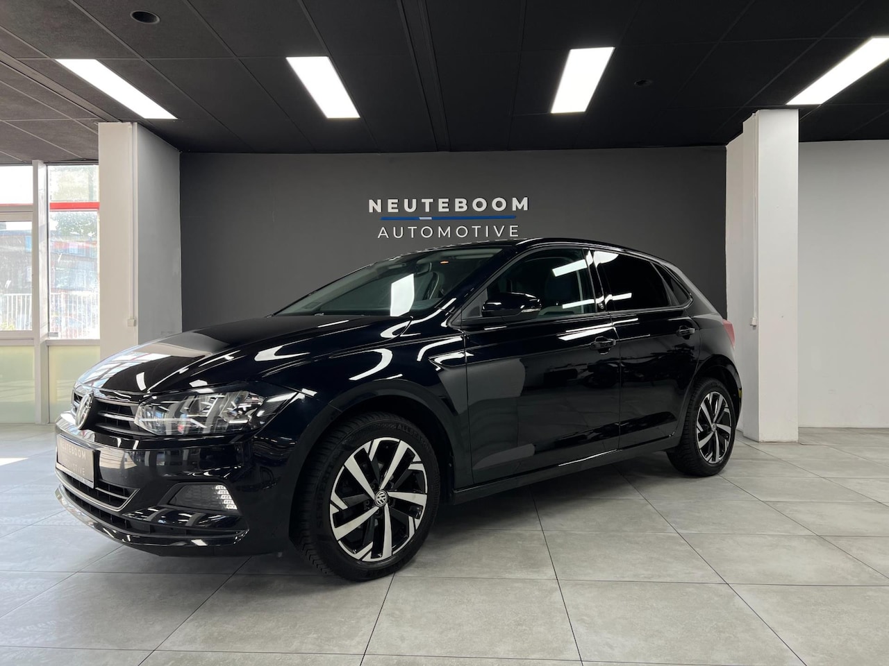 Volkswagen Polo - 1.0 Beats | Carplay | Stoelverwarming | Navi - AutoWereld.nl