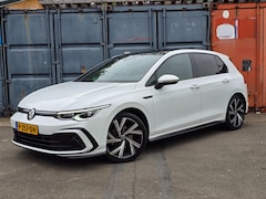 Volkswagen Golf - 1.5 TSI R-Line | IQ Lights | Panorama | Sfeer | Alcantara