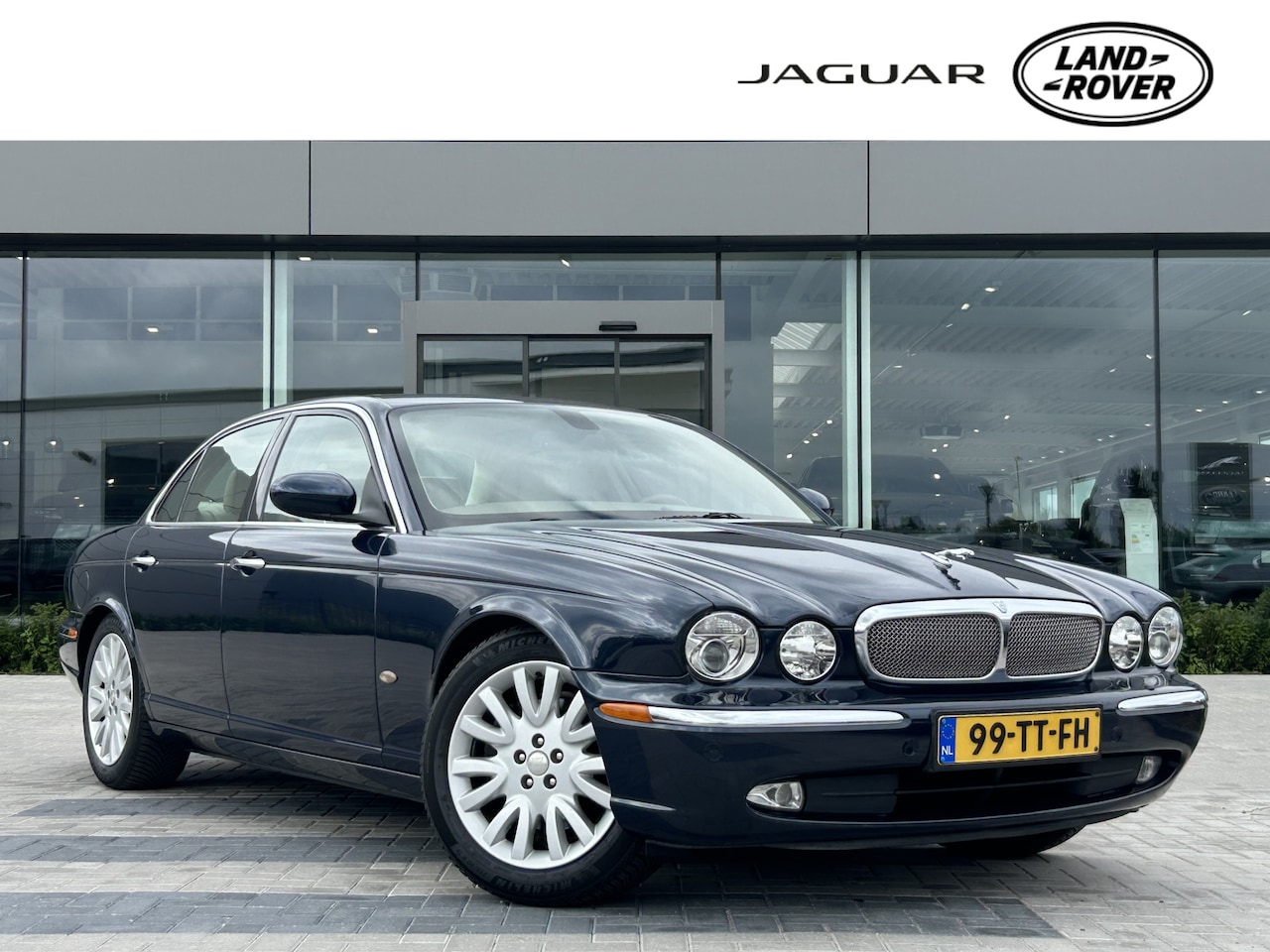 Jaguar XJ - 4.2 298pk V8 Sovereign | Origineel Nederlandse XJ | Youngtimer 35% bijtelling aanschafwaar - AutoWereld.nl