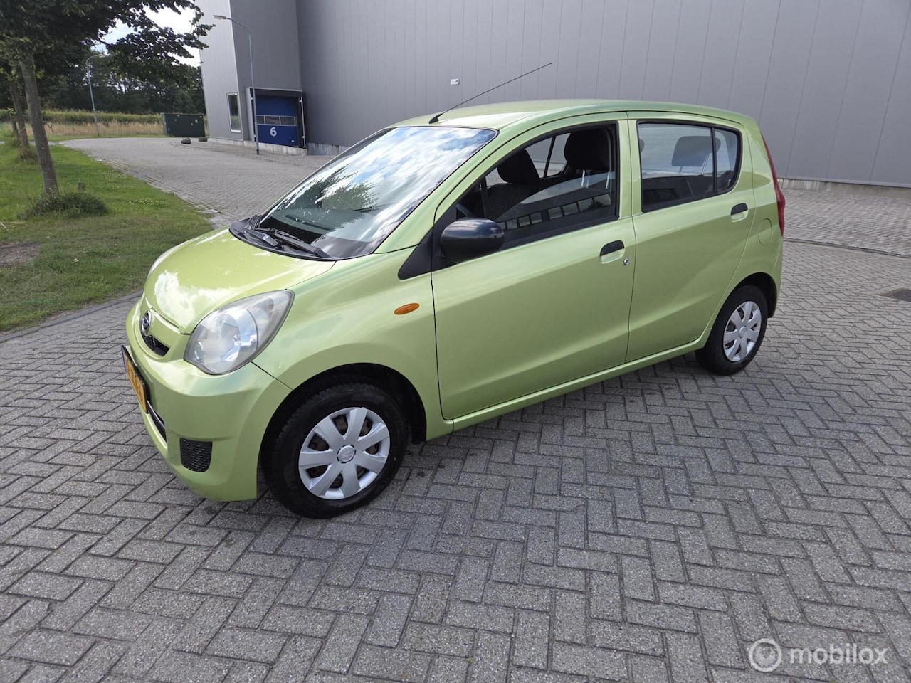 Daihatsu Cuore - 1.0 nieuw apk - AutoWereld.nl