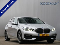 BMW 1-serie - 118i Executive Edition 141 Pk Automaat Navigatie / Apple Carplay / DAB / PDC