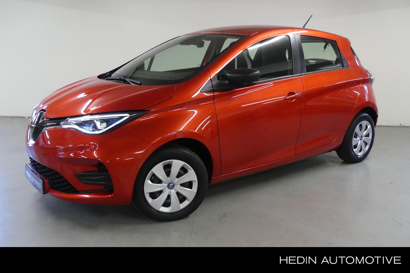 Renault Zoe - R110 Life 52 kWh (ex Accu) | Accuhuur | Easy Link Multimedia | Parkeersensoren | LED Pure - AutoWereld.nl
