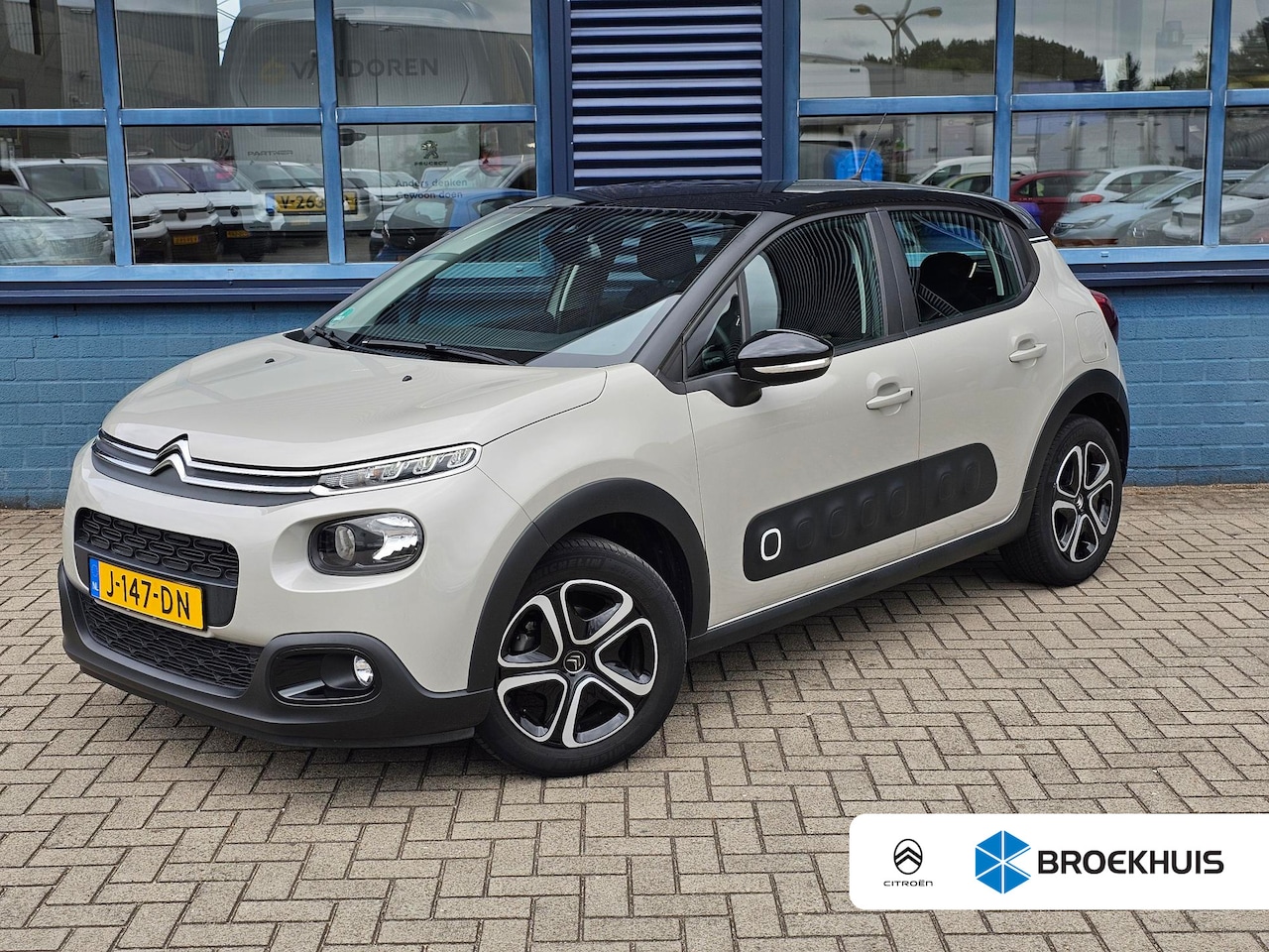 Citroën C3 - 1.2 PureTech S&S Feel Edition Navigatie | Parkeersensoren | Climate Control | Cruise Contr - AutoWereld.nl