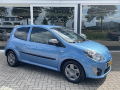Renault Twingo - 1.2-16V Collection Airco / Sportief / 4x ZGAN banden / CV / Toerenteller