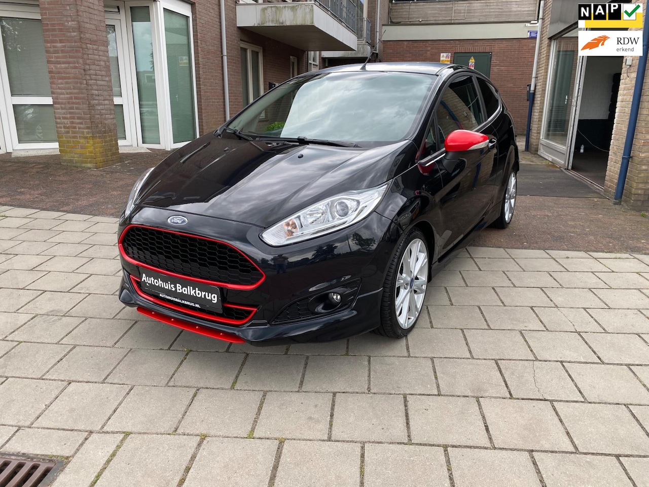 Ford Fiesta - 1.0 SPORT ST-LINE Black Edition AIRCO LM VELGEN 105532 KM - AutoWereld.nl