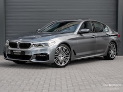 BMW 5-serie - 520i High Executive M-Sport Pano Leer Camera NAP Memory