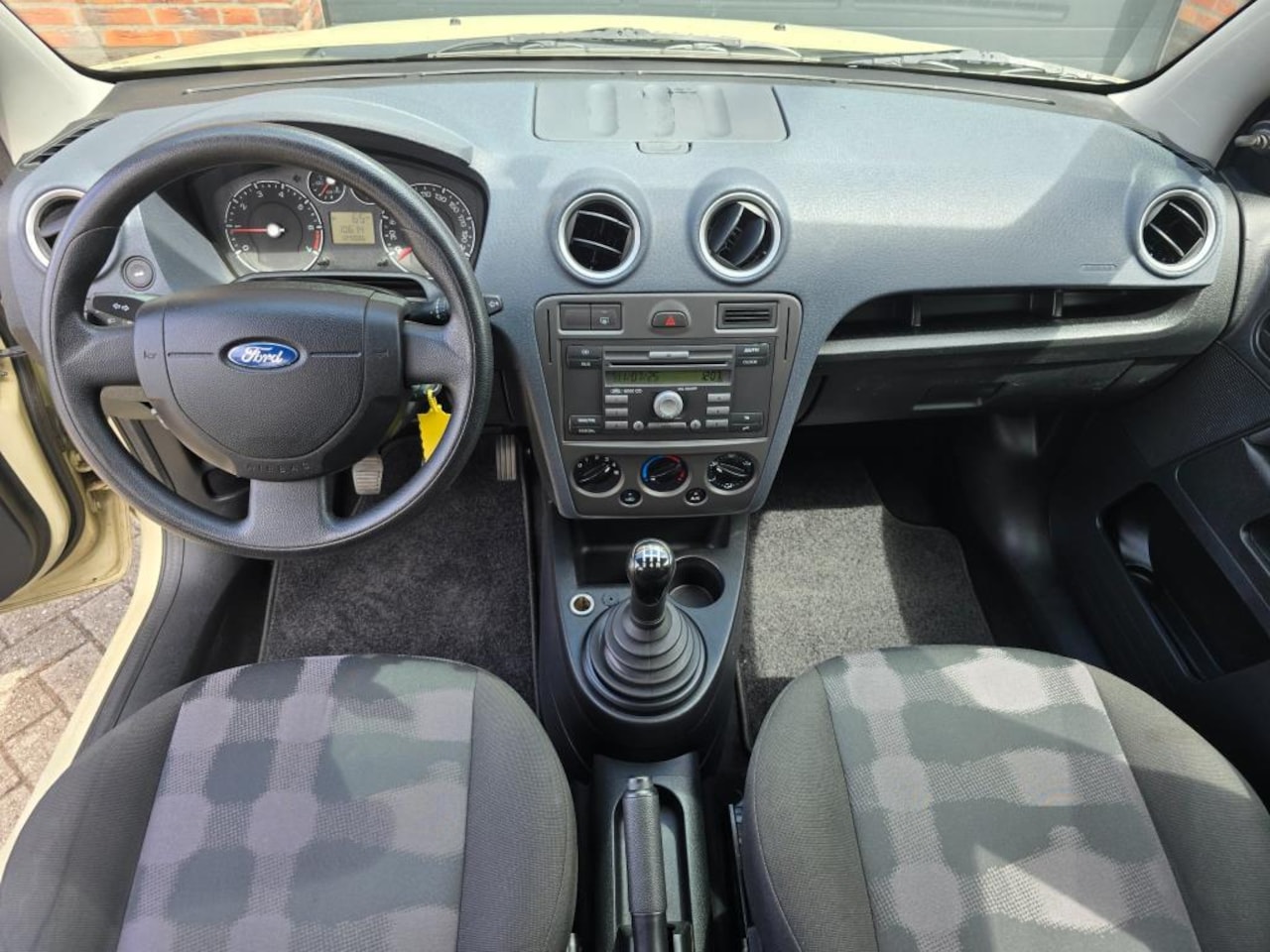 Ford Fusion - 1.4-16V Cool & Sound - AutoWereld.nl