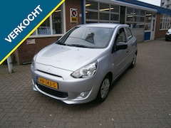Mitsubishi Space Star - 1.0 Entry Navi, airco etc