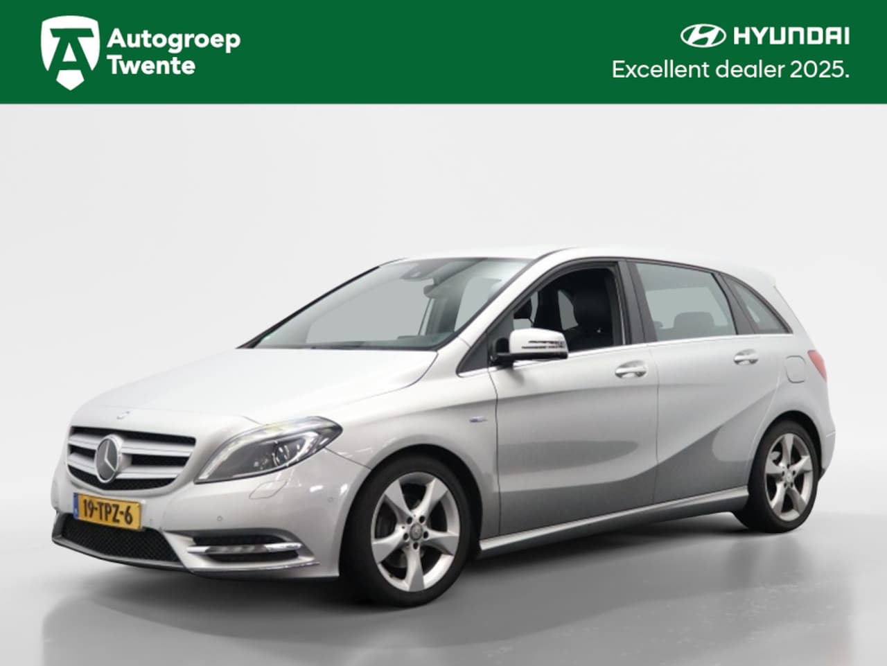 Mercedes-Benz B-klasse - 200 Ambition | Navigatie | Camera | Cruise control | Elektrische - AutoWereld.nl