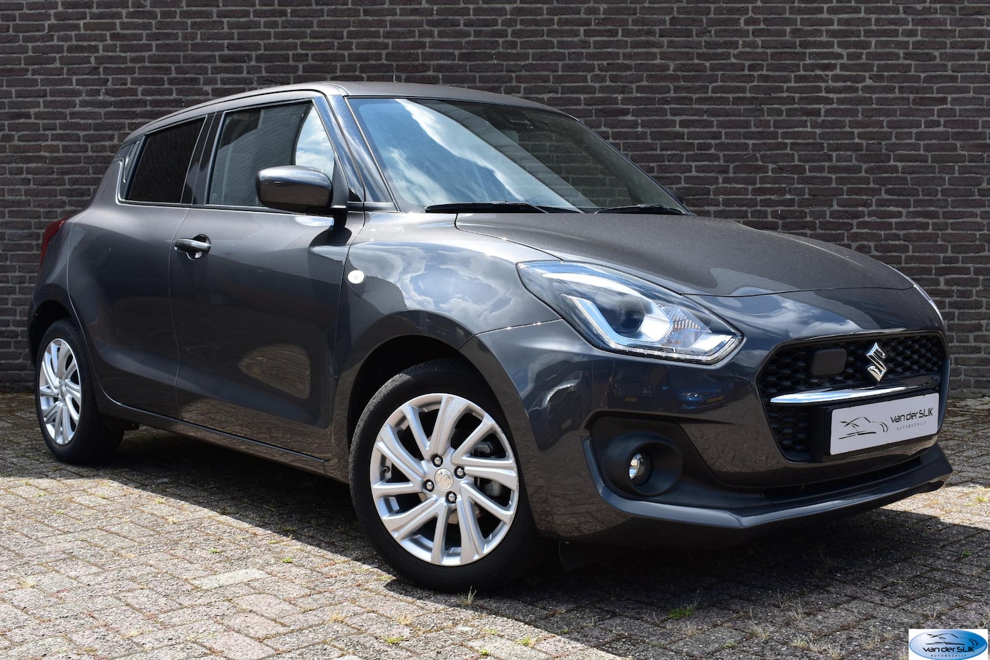 Suzuki Swift - 1.2 Select Smart Hybrid 1e Eigenaar, Apple Carplay, PDC, Dodehoekdetectie - AutoWereld.nl