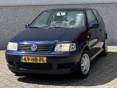Volkswagen Polo - 1.4 Automaat Trendline